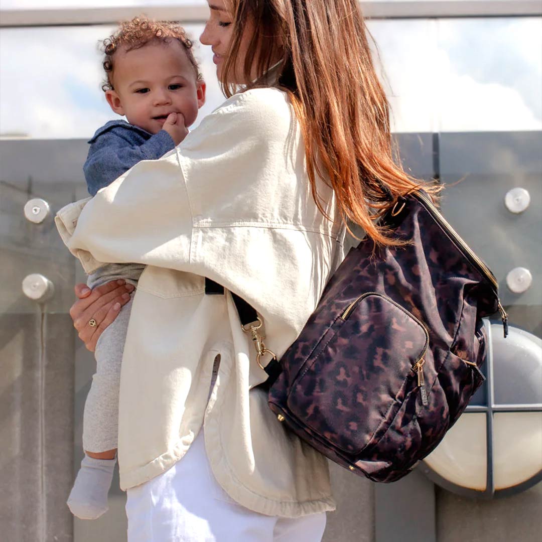 Storksak Alyssa Diaper Changing Backpack Leopard Storksak Yallatoys