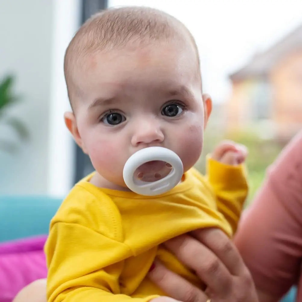 Tommee Tippee  Closer To Nature Breast Like Soother Pack Of 2 0 6 Months Tommee Tippee Yallatoys