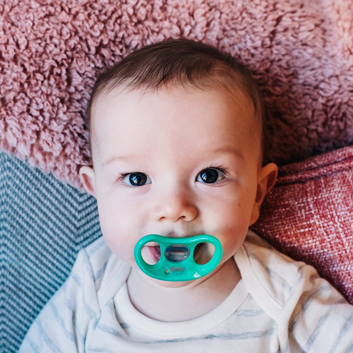 Tommee Tippee  Advanced Sensitive Soother 0 6M  Pack Of 2 Tommee Tippee Yallatoys