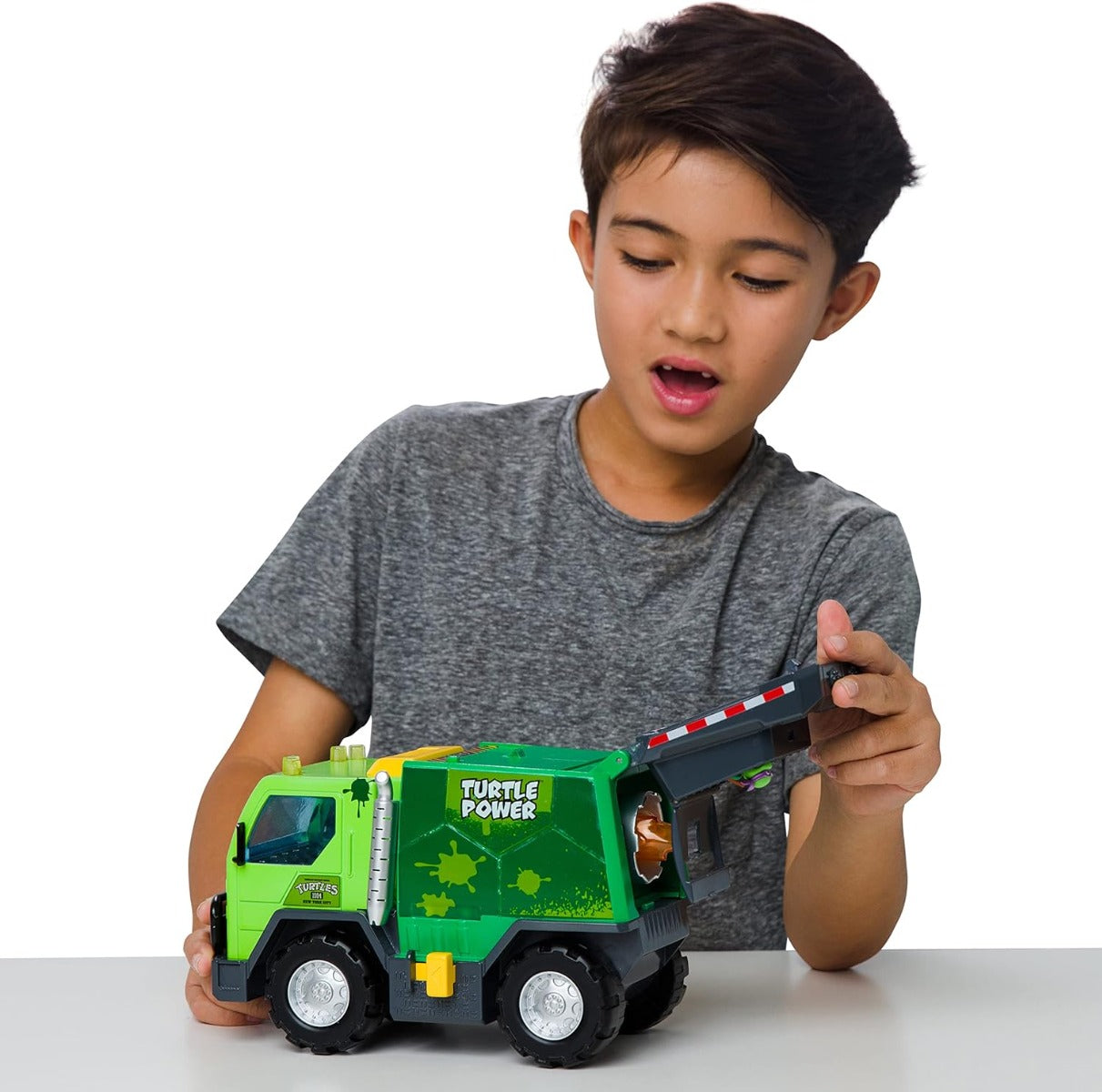 Buy Teenage Mutant Ninja Turtles Thrash N Battle Garbage Truck | Yallatoys.com