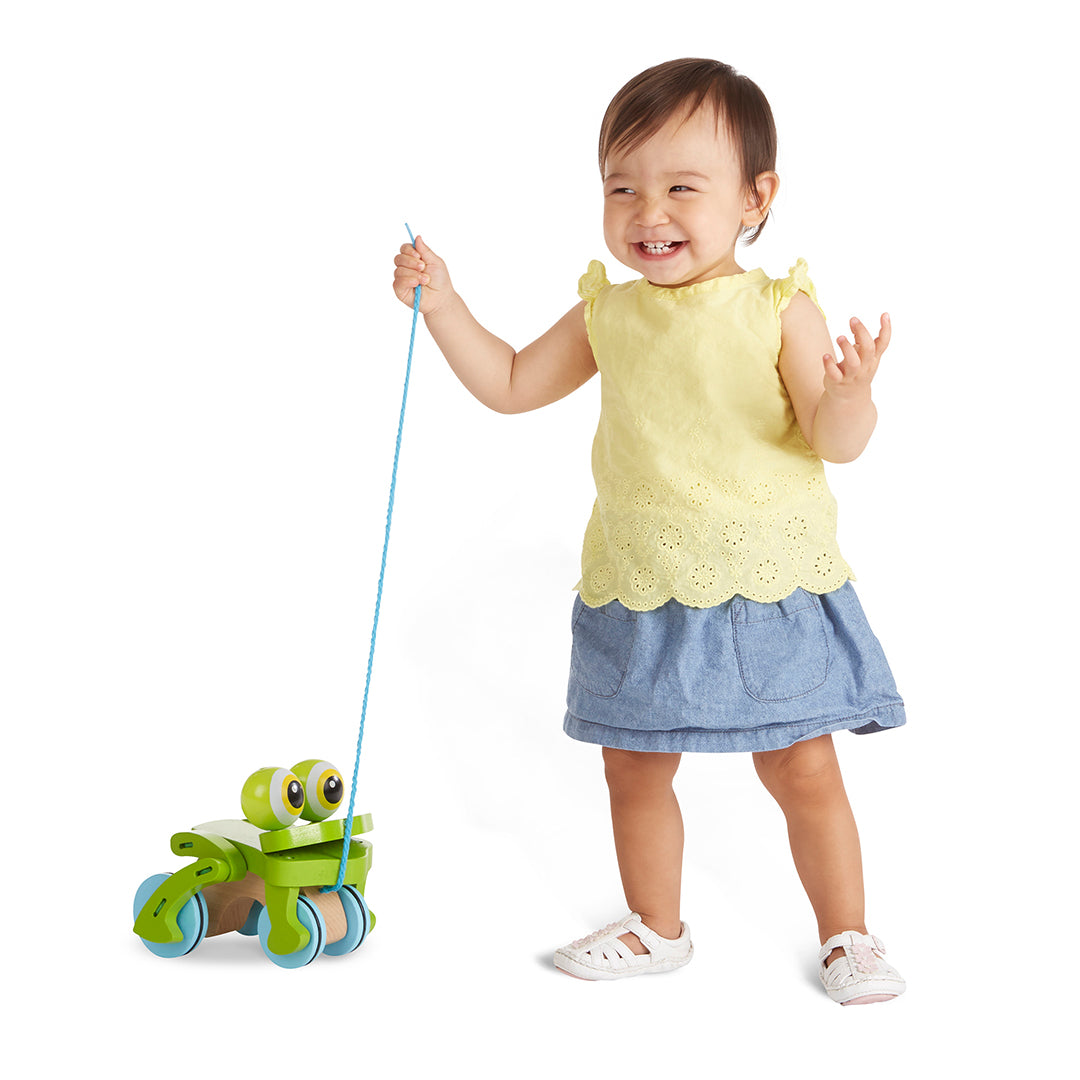 toddler frog pull along toy