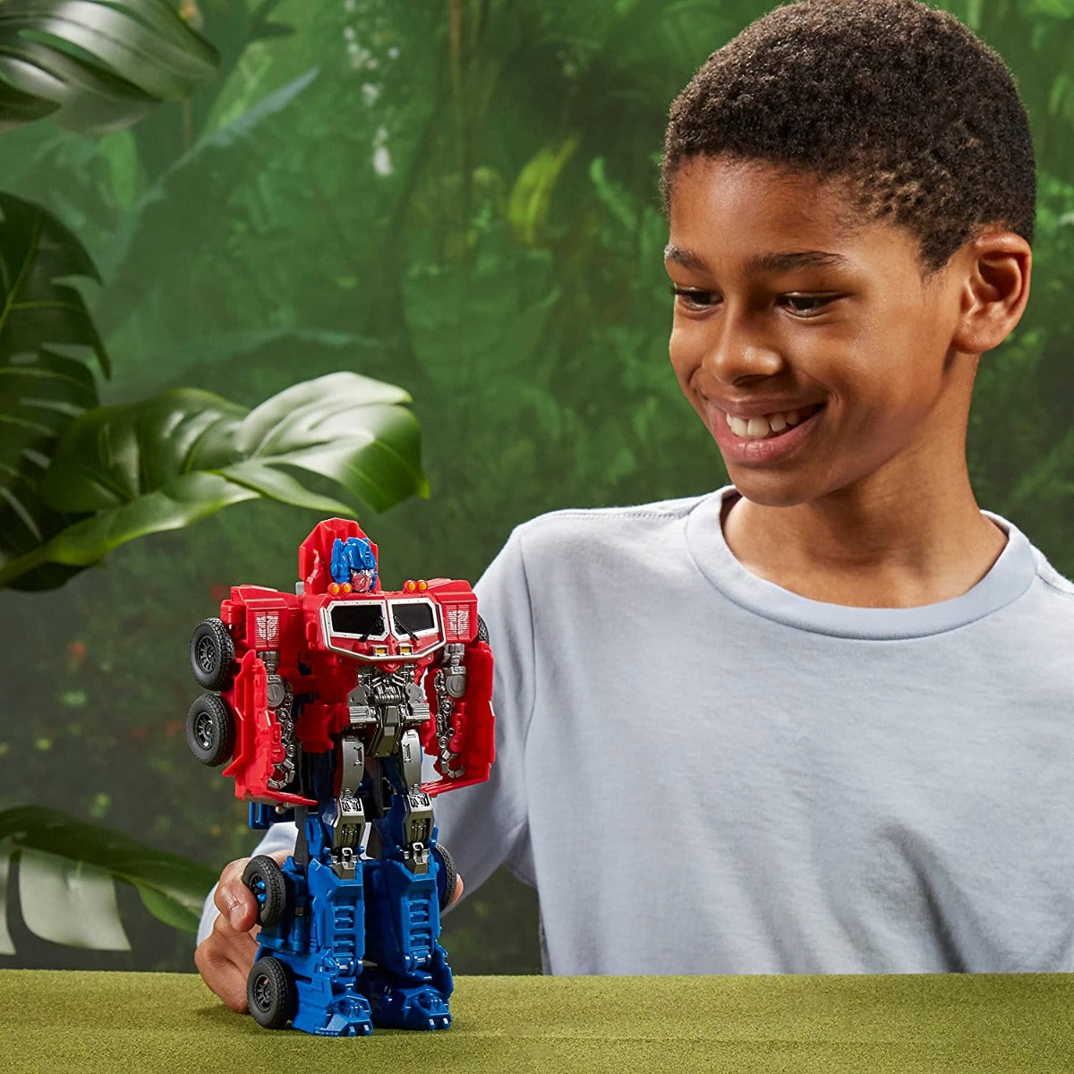 Buy Transformers Rise of The Beasts Smash Changer Optimus Prime Converting 9inch Action Figure | Yallatoys.com