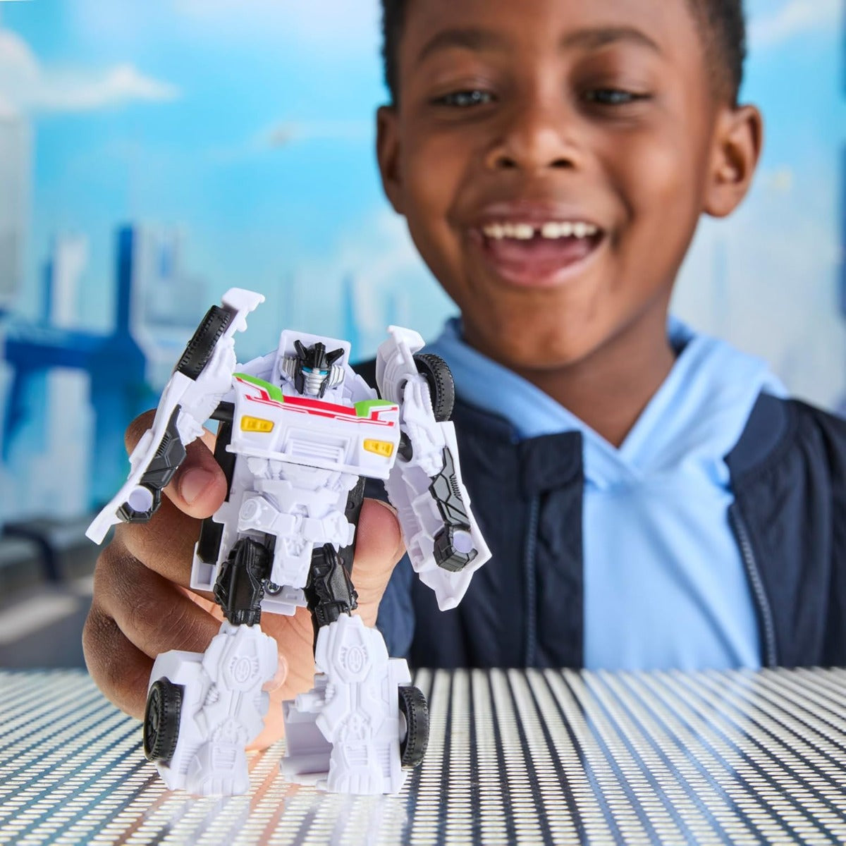 Buy Transformers Cyberworld Wheeljack Cyber Changers 4Inch Action Figure | Yallatoys.com