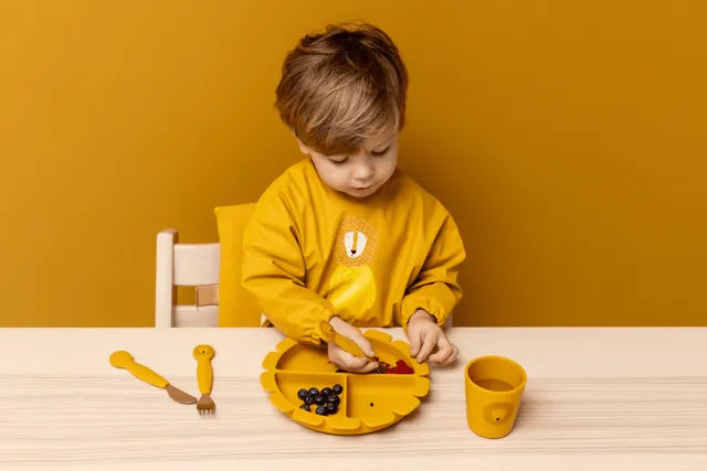 Buy Trixie Kids Stainless Steel Cutlery Set With Silicone Handle Mr Lion | Yallatoys.com