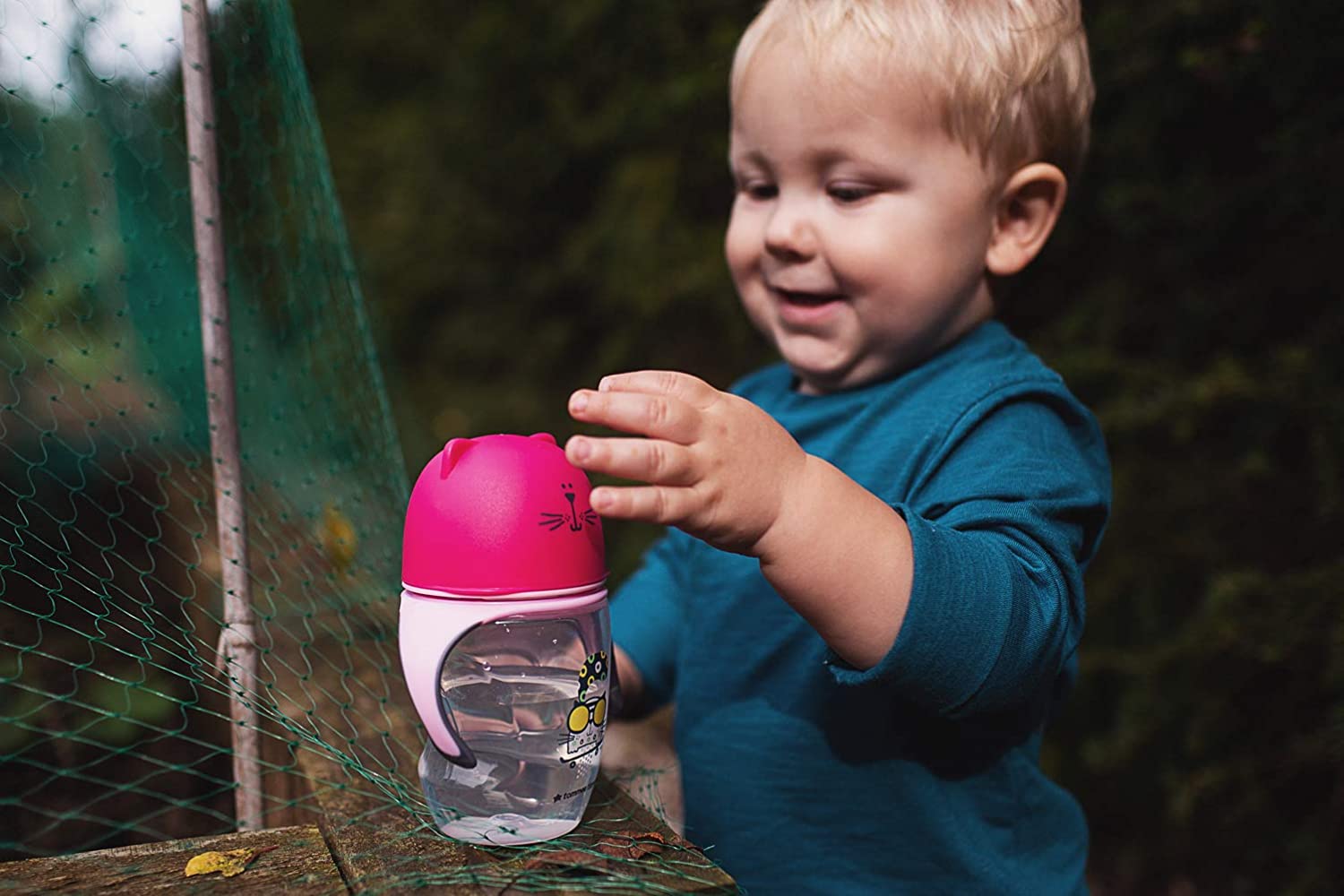 Buy Tommee Tippee Soft Sippee Free Flow Transition Cup Pink 230ml Plastic | Yallatoys.com