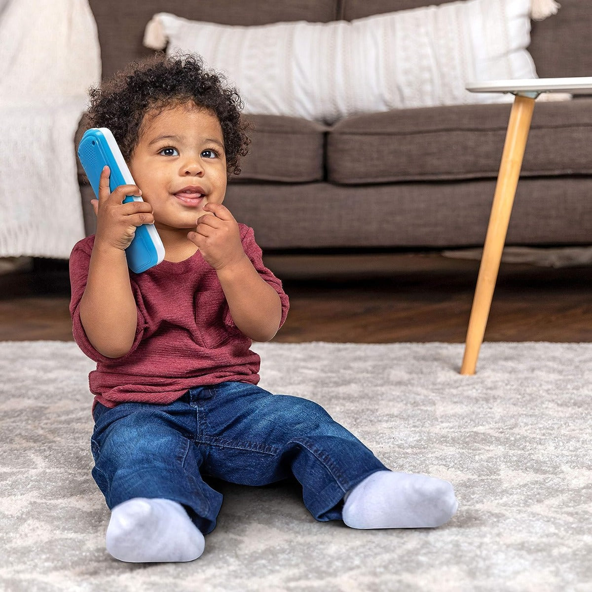 Buy VTech Touch & Chat Light Up Phone | Yallatoys.com