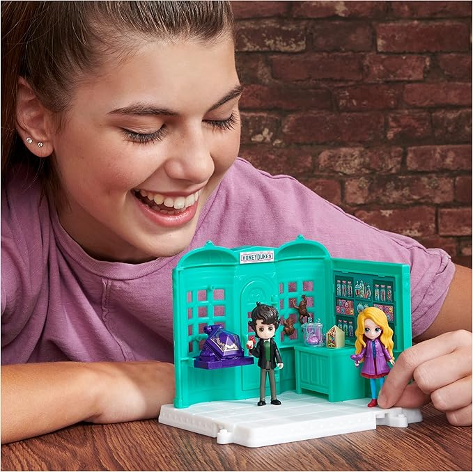 Buy Wizarding World Harry Potter Magical Minis Honeydukes Sweet Shop Playset | Yallatoys.com