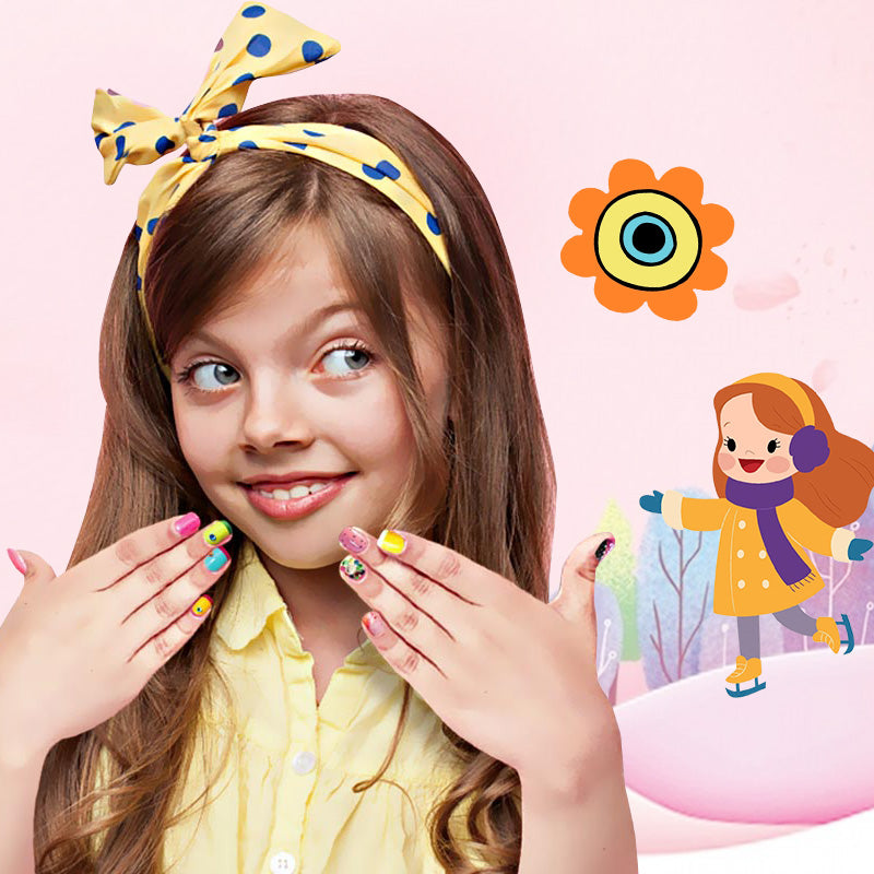 Buy Girls Makeup Set and Nail Art Salon | Yallatoys.com