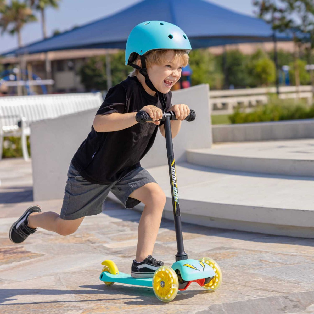 Buy Yvolution Neon Bolt Green Scooter | Yallatoys.com