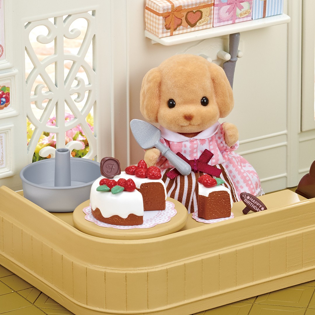 Buy Sylvanian Families Cake Decorating Set Online Yallatoys Qatar